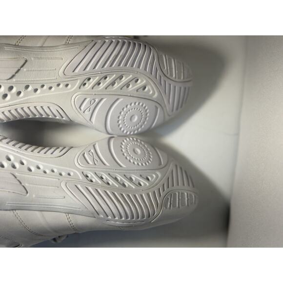 Nfinity Game Day Cheer Shoes White Size 10 NF-1009-0000 Bioniq Tumbling - Picture 8 of 11